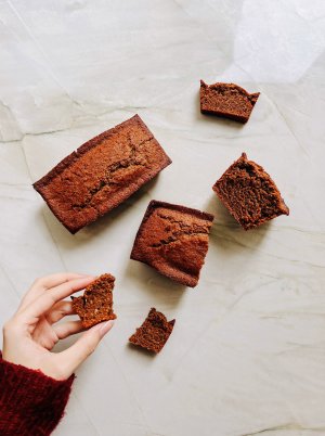 Le Pain d'épices maison par Tableaux Paris - une création fruit de plusieurs mois de recherches afin de conjuguer douceur et intensité.