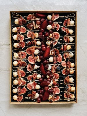 Le Grand Brochettes Serrano, une création signée Tableaux Paris.