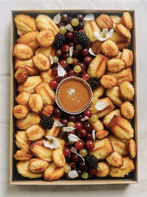 Le Grand Tableaux Madeleines, une création signée Tableaux Paris.