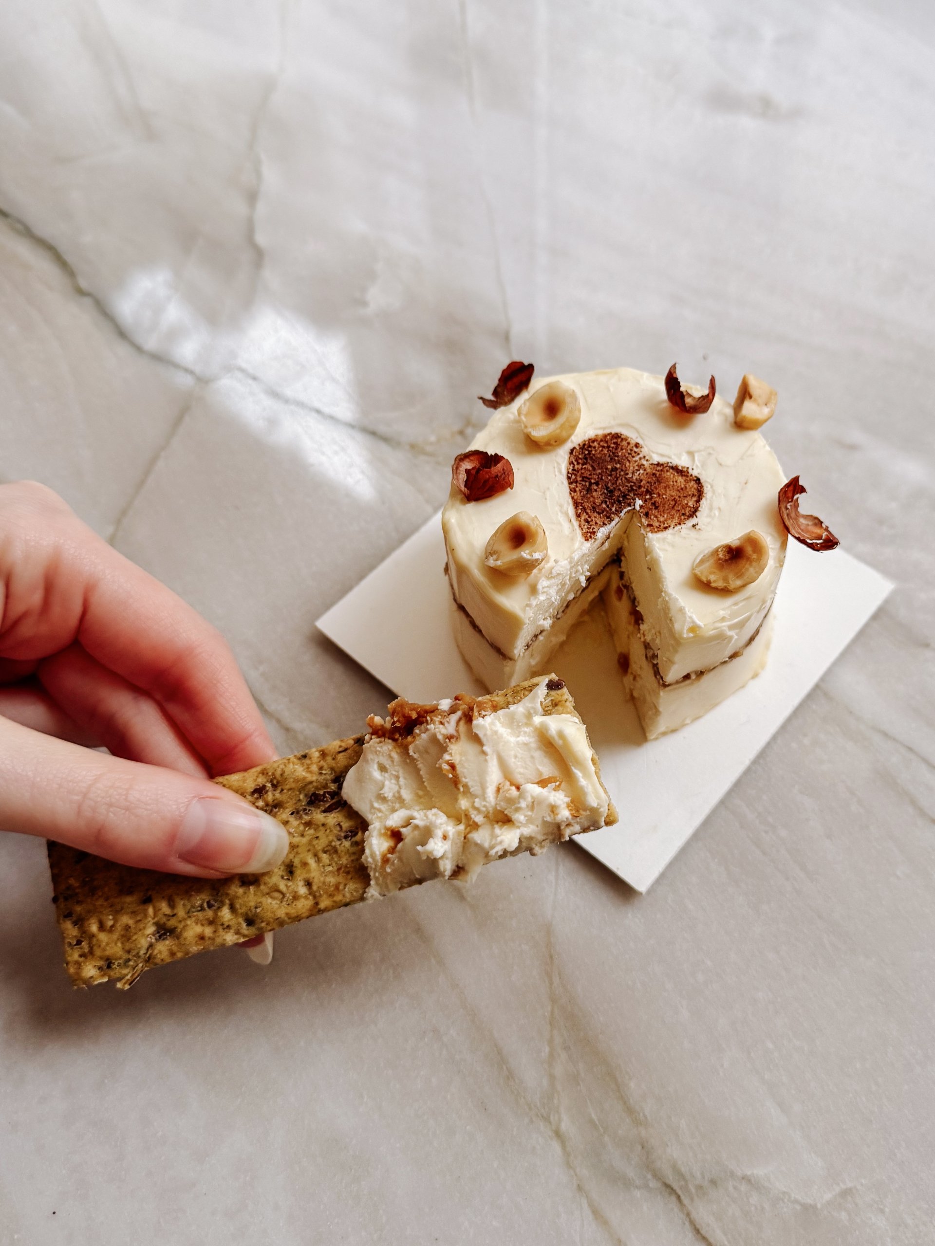 Le Brillat Noisettes, une création signée Tableaux Paris.