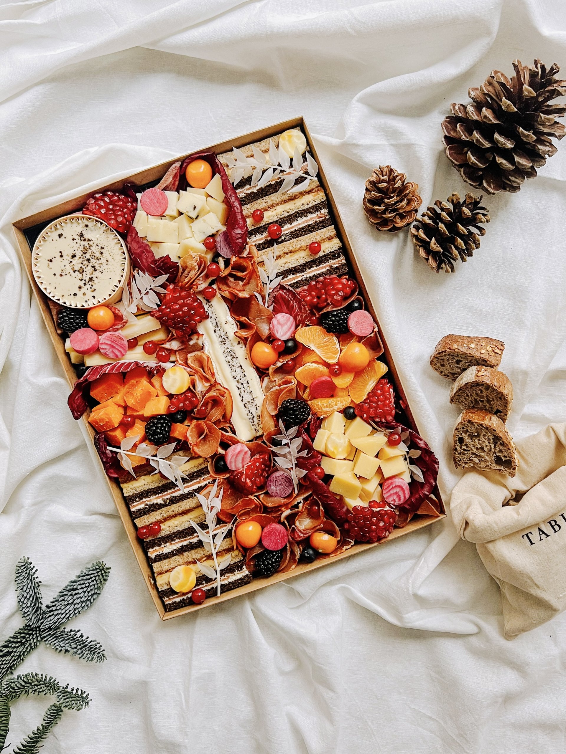 Le Grand Tableaux des Fêtes, une création inédite signée Tableaux Paris.