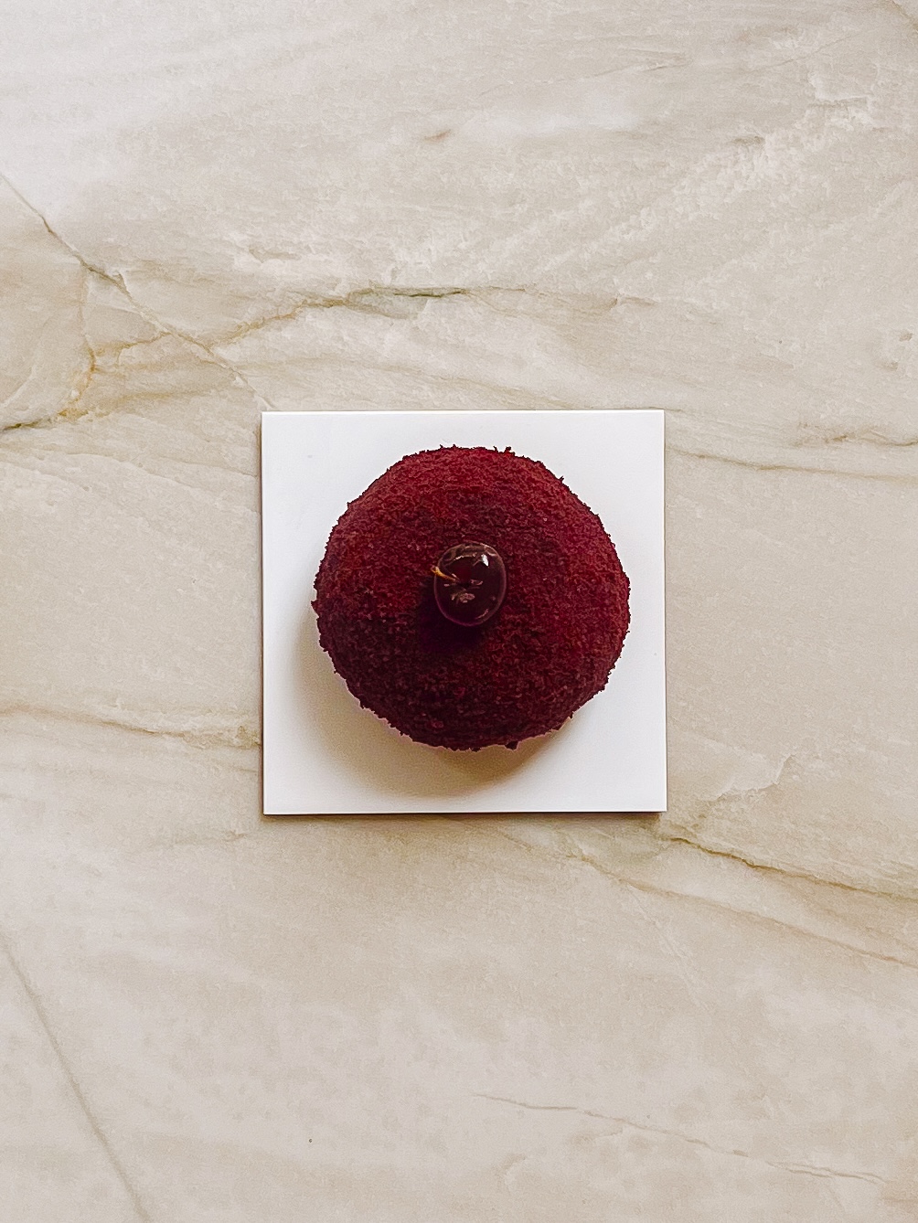 Le Chèvre Red Velvet, une création signée Tableaux Paris.