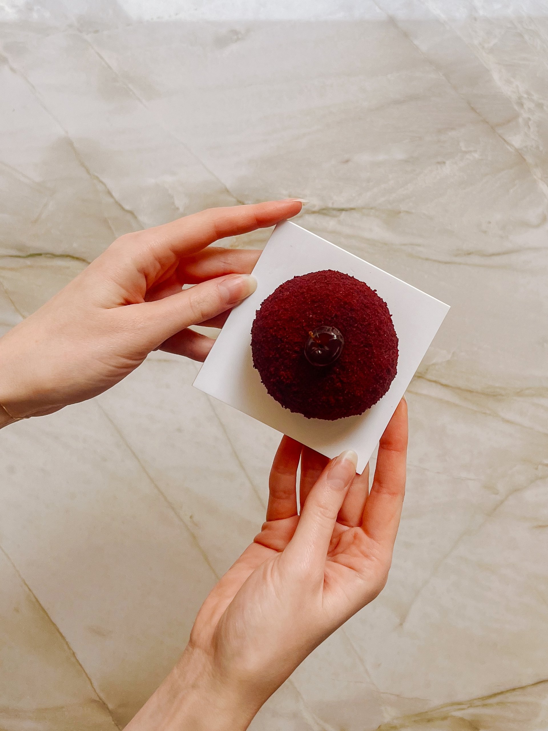 Le Chèvre Red Velvet, une création signée Tableaux Paris.