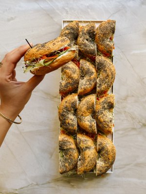 Le Grand Tableaux Bagel, une création signée Tableaux Paris.