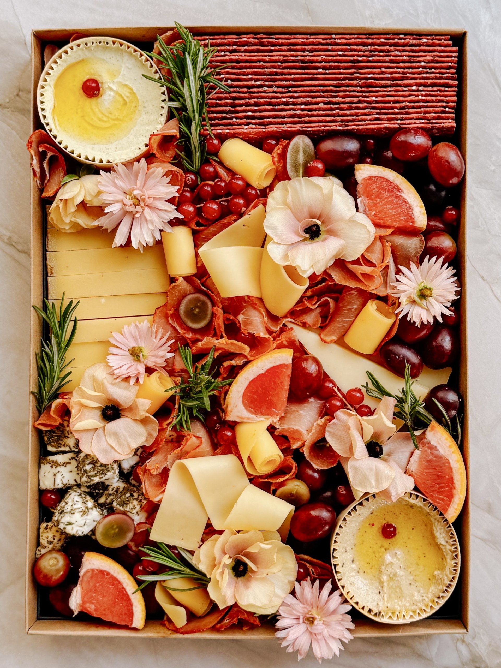 Le Grand Côte des Roses, une création en collaboration avec la Maison Gérard Bertrand, signée Tableaux Paris.